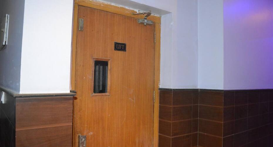 Hotel Sanskar, Baran 3